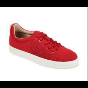 JOURNEE COLLECTION KIMBER SNEAKERS RED